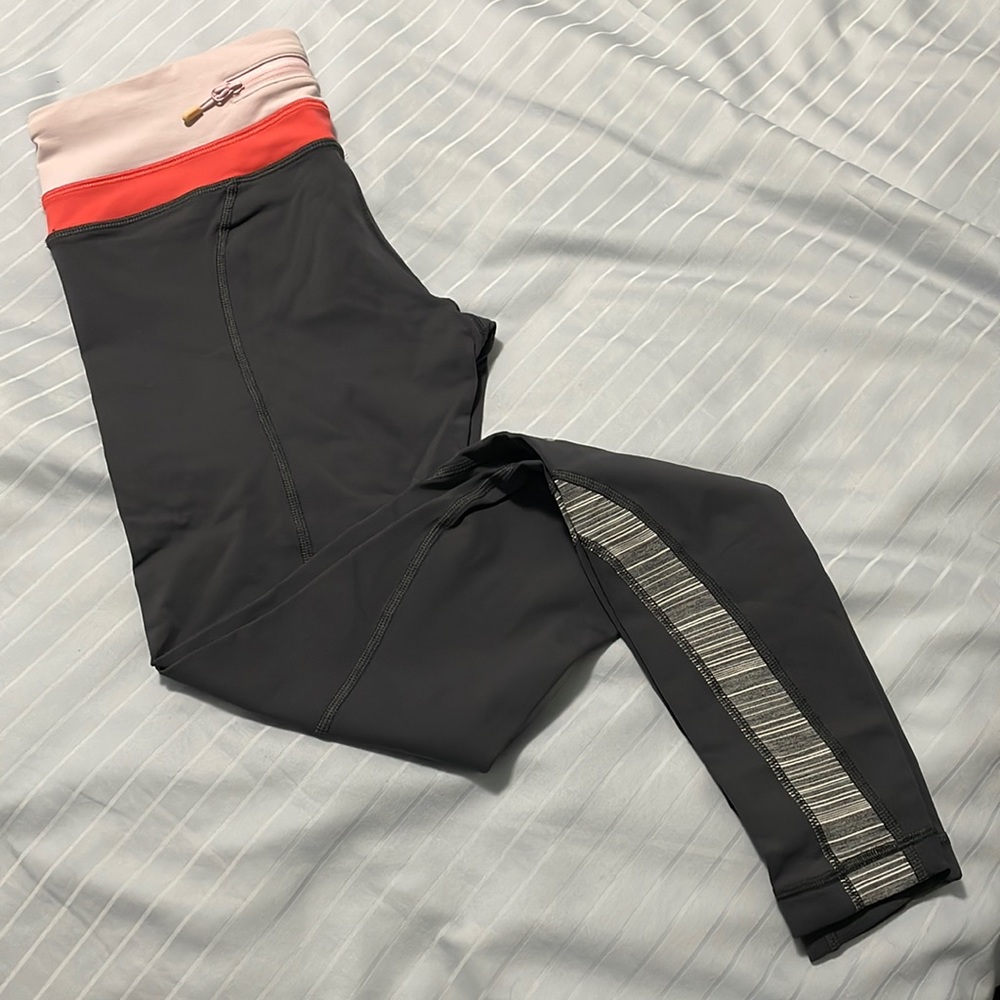 Lululemon Leggings - Size 6